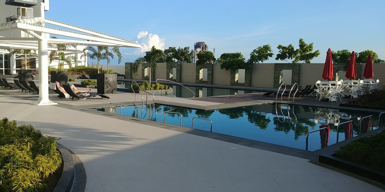 Mactan Newtown Seaview At One Pacific Residence Isla de Mactán Exterior foto